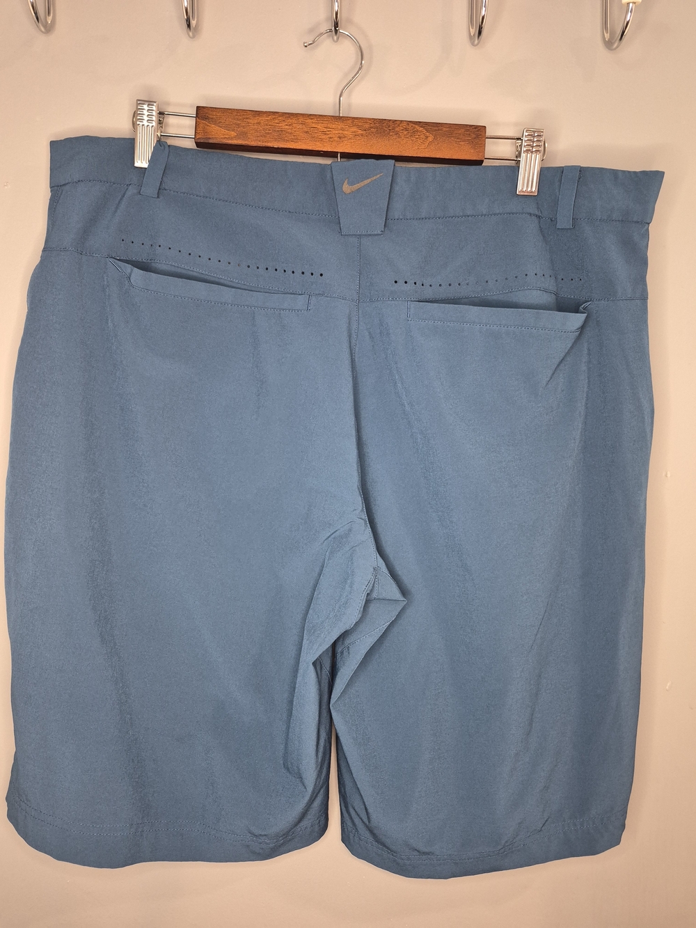 Nike Men's Blue Golf Shorts Tour Performance - Picture 2 of 7